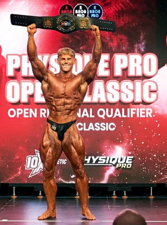 2Bros Classic Physique Open Class B and Classic overall winner Cameron Cleaver
