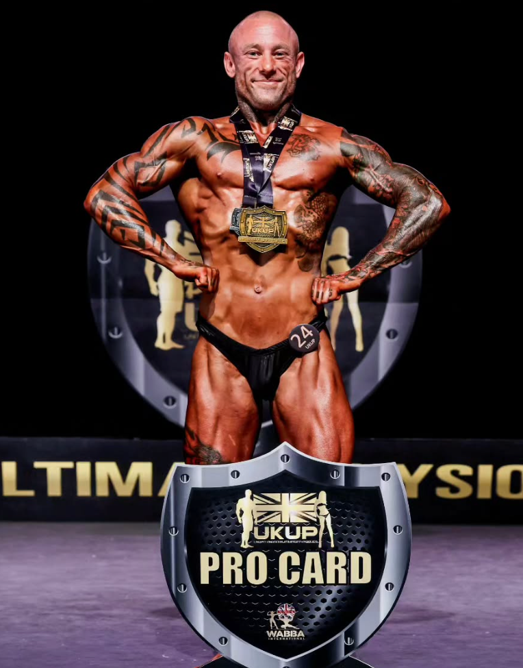 Ian Gaunlett classic physique