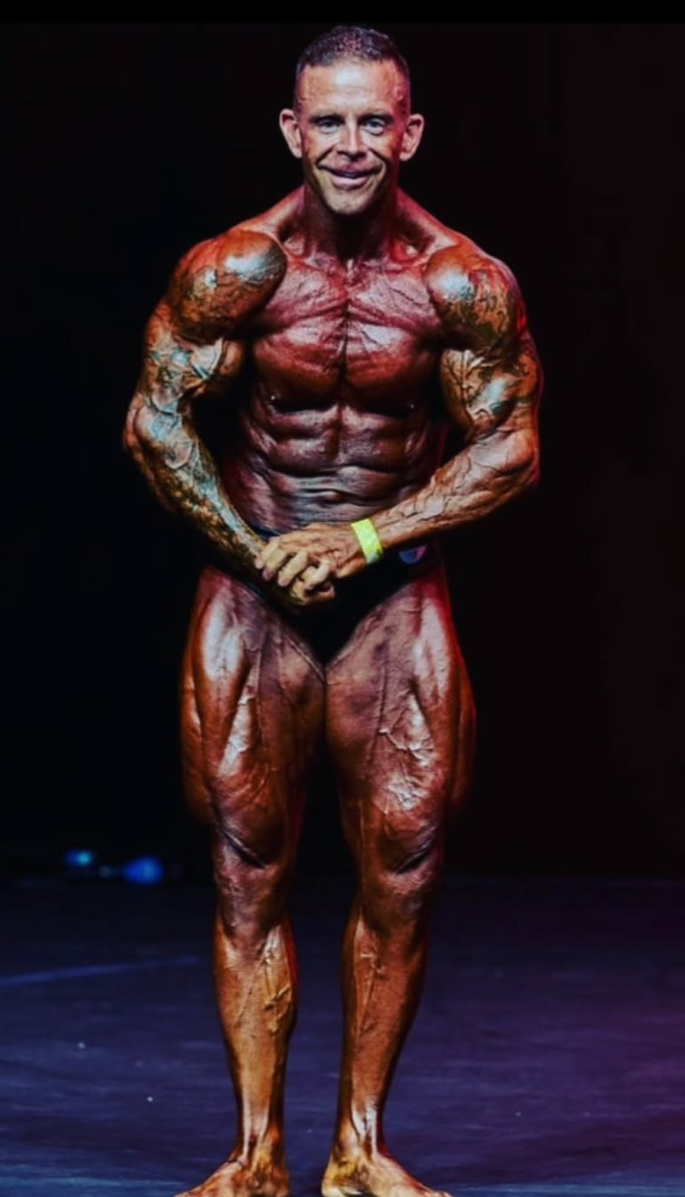 Brett Smith bodybuilder